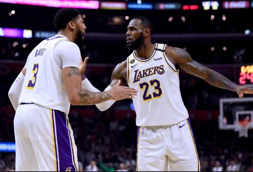  法甲黑马昂热五轮不败创队史纪录  